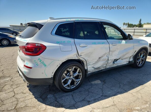 5UXTY5C09M9E48559 2021 BMW X3 White Trasero derecho