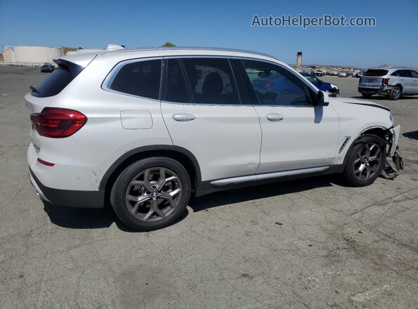 5UXTY5C09M9F37225 2021 BMW X3 White Trasero derecho
