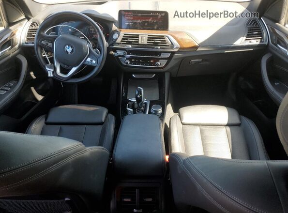 5UXTY5C09M9F37225 2021 BMW X3 White Vista del salpicadero