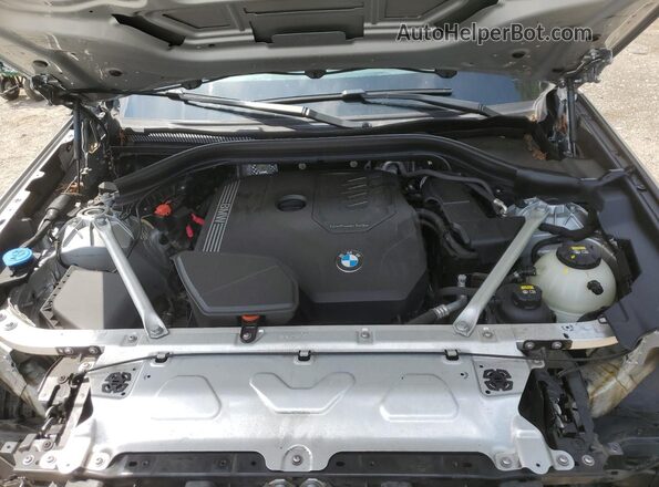 5UXTY5C09M9F99482 2021 BMW X3 Silver Vista del compartimento del motor