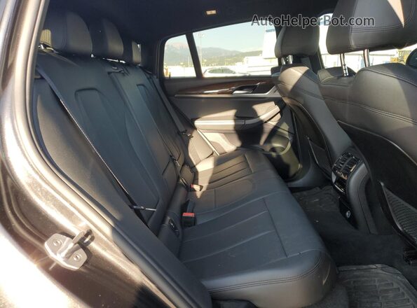 5UXUJ3C51KLG51910 2019 BMW X4 Gray Widok tylnych siedzeń
