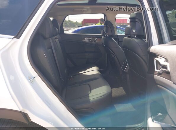 5XYK33DF7SG298740 2025 KIA SPORTAGE White Widok naklejki z numerem VIN