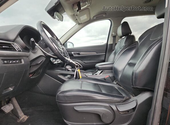5XYP2DHC1LG018245 2020 KIA TELLURIDE Black Front interior view