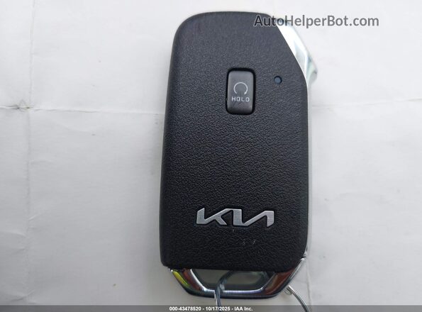 5XYP2DHC8NG199783 2022 KIA TELLURIDE White Вид панелі приладів