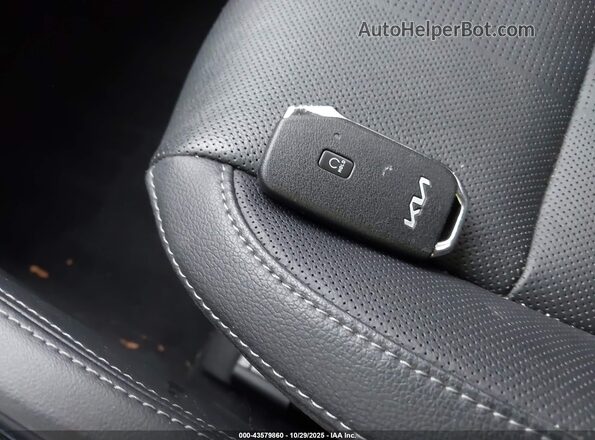 5XYP34HC7NG319862 2022 KIA TELLURIDE Gray Vista del salpicadero