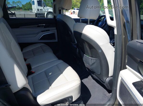 5XYP34HCXLG030097 2020 KIA TELLURIDE Brown Vista de la etiqueta del VIN