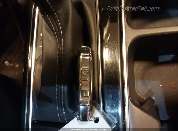 5XYP6DHC4NG239698 2022 KIA TELLURIDE Черный Вид панели приборов