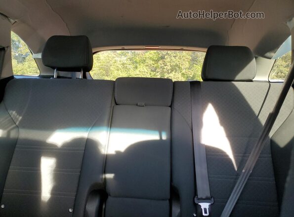 5XYPGDA54LG668488 2020 KIA SORENTO White Rear seats view