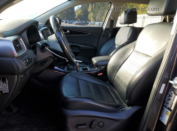5XYPHDA59HG204973 2017 KIA SORENTO Угольный Вид салона спереди