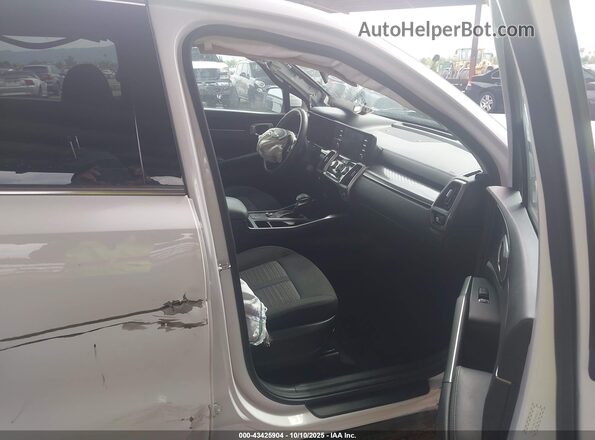 5XYRGDLC7NG112151 2022 KIA SORENTO White Вид салону спереду