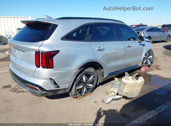 5XYRH4LF7NG131287 2022 KIA SORENTO Silver Trasero derecho