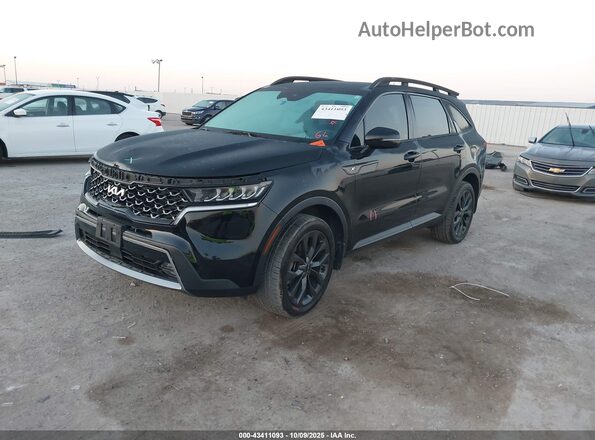 5XYRHDLF2NG137157 2022 KIA SORENTO Черный Передняя левая четверть