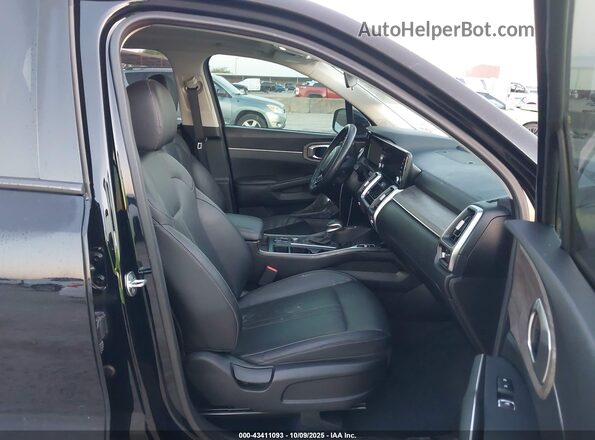 5XYRHDLF2NG137157 2022 KIA SORENTO Черный Вид салона спереди