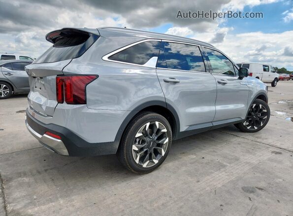 5XYRK4JF4RG291735 2024 KIA SORENTO Gray 