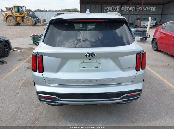 5XYRK4LF1MG044467 2021 KIA SORENTO Silver 