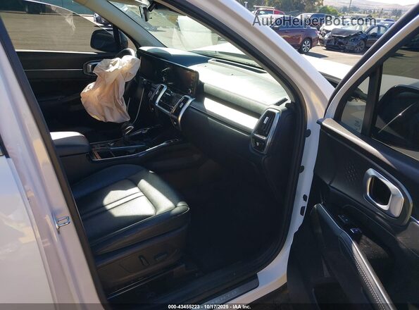 5XYRKDLF2NG081576 2022 KIA SORENTO White Սալոնի դիմացի տեսք
