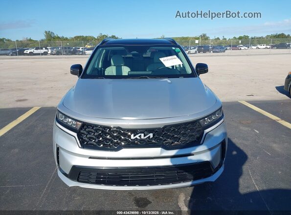 5XYRL4LC1NG084245 2022 KIA SORENTO Silver Սարքավորումների վահանակի տեսք