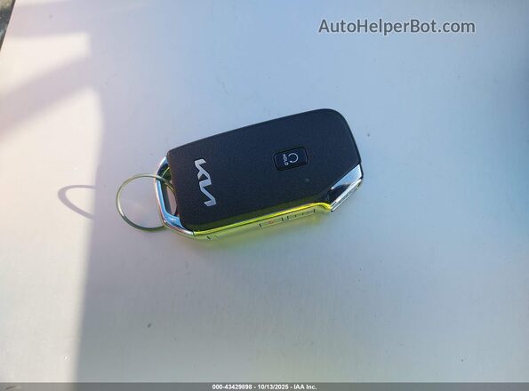 5XYRL4LC1NG084245 2022 KIA SORENTO Silver Առջևի վահանակի տեսք