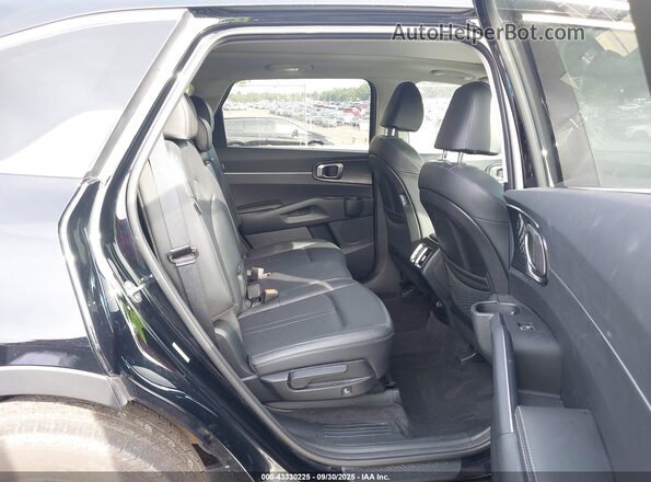 5XYRLDJC8RG294186 2024 KIA SORENTO Black VIN կոդի պիտակի տեսք