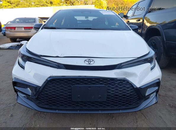 5YFB4MCE6RP203554 2024 TOYOTA LL White Widok wnętrza z tyłu