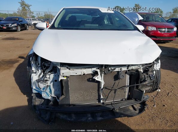5YFEPMAEXNP310043 2022 TOYOTA LL White Widok z przodu