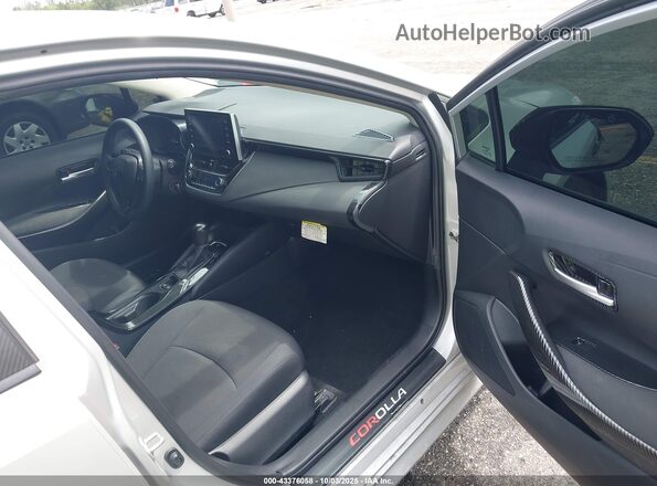 5YFEPRAE7LP084330 2020 TOYOTA LL Silver Widok wnętrza z przodu