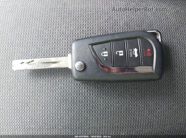 5YFEPRAE7LP084330 2020 TOYOTA LL Silver Widok deski rozdzielczej