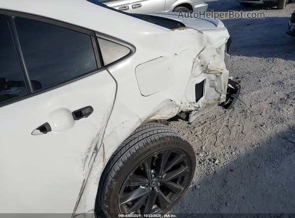 5YFS4MCE3RP174028 2024 TOYOTA LL White Front view