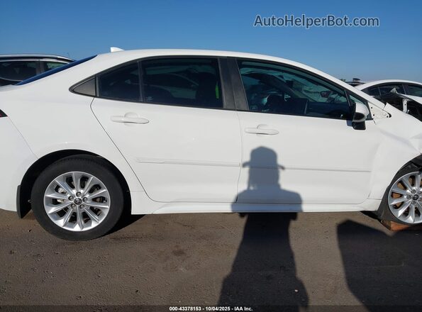 5YFVPMAE5MP218997 2021 TOYOTA LL White Widok wnętrza z tyłu