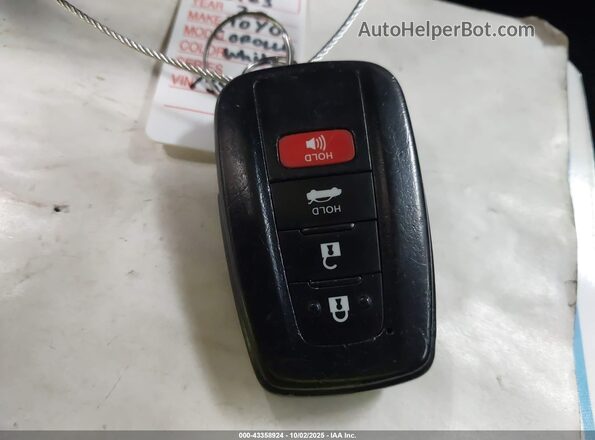 5YFVPRAE2LP138987 2020 TOYOTA LL White Вид панелі приладів