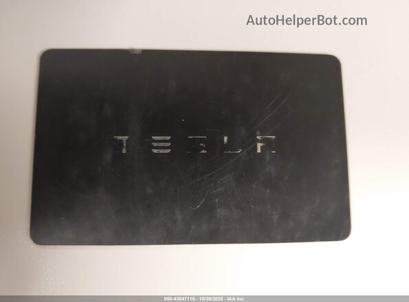 5YJ3E1EA1RF722467 2024 TESLA MODEL 3 Blue Widok deski rozdzielczej