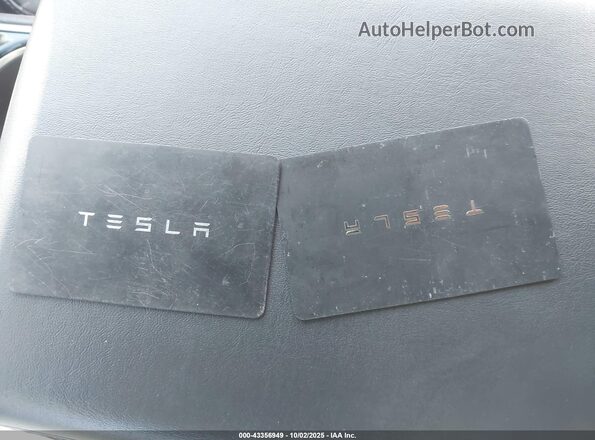 5YJ3E1EAXLF796932 2020 TESLA MODEL 3 Синий Вид панели приборов