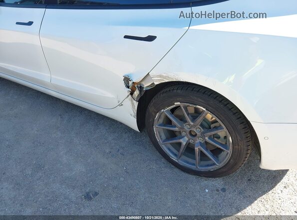 5YJ3E1EB0NF270918 2022 TESLA MODEL 3 White Դիմացի տեսք