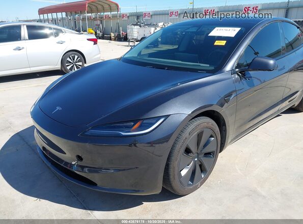 5YJ3E1EB0RF815909 2024 TESLA MODEL 3 Gray Front view