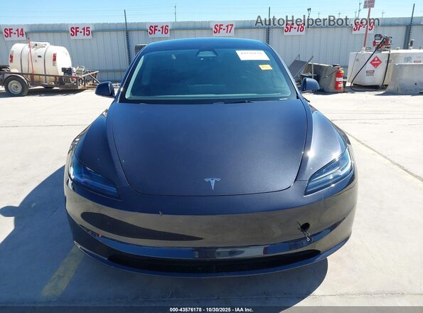5YJ3E1EB0RF815909 2024 TESLA MODEL 3 Gray Rear interior view