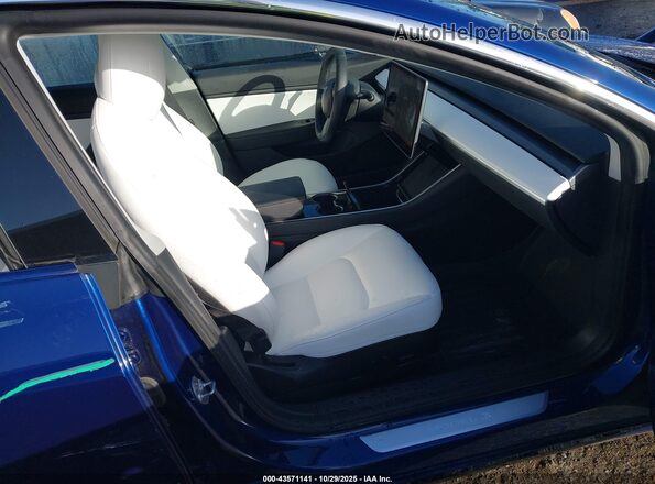5YJ3E1EB1LF669138 2020 TESLA MODEL 3 Blue Front interior view
