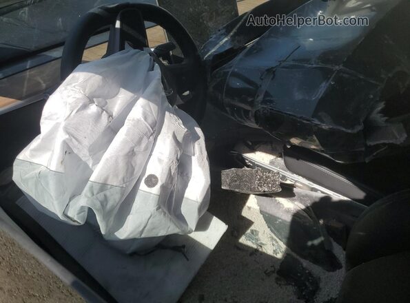 5YJ3E1EB2LF626556 2020 TESLA MODEL Black Widok deski rozdzielczej