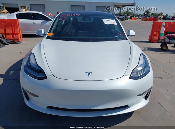 5YJ3E1EB3LF650669 2020 TESLA MODEL 3 White Rear interior view