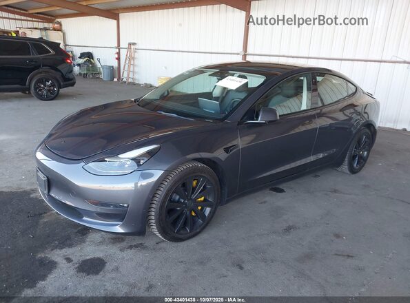 5YJ3E1EB3NF179285 2022 TESLA MODEL 3 Gray Передня ліва чверть