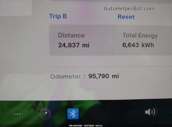 5YJ3E1EB3NF186592 2022 TESLA MODEL 3 Blue 