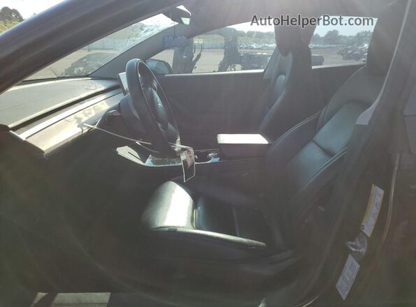 5YJ3E1EB4LF666363 2020 TESLA MODEL Black Front interior view