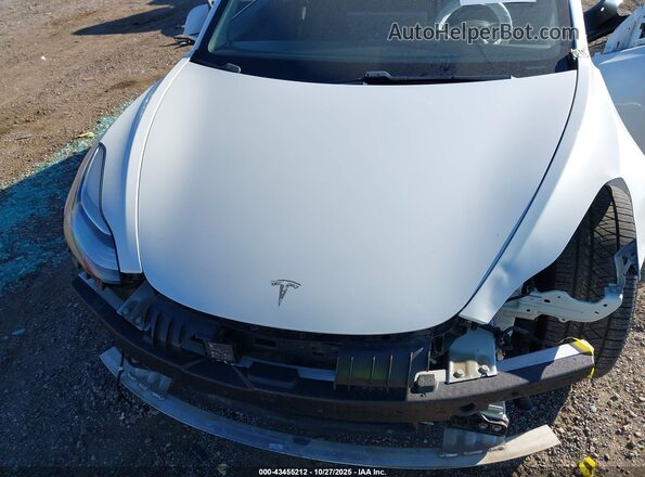 5YJ3E1EB4LF803253 2020 TESLA MODEL 3 White Вид ззаду