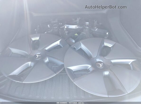 5YJ3E1EB4MF050874 2021 TESLA MODEL 3 Gray Vista del cuadro de instrumentos