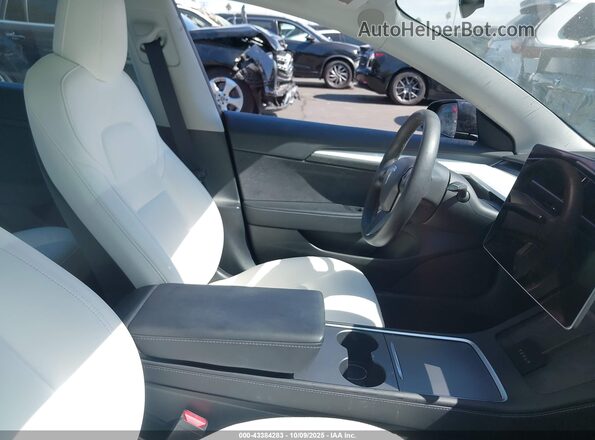 5YJ3E1EB4NF137966 2022 TESLA MODEL 3 Black Widok wnętrza z przodu