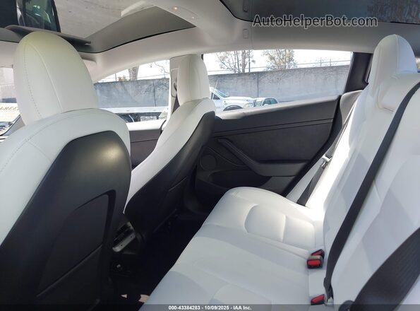 5YJ3E1EB4NF137966 2022 TESLA MODEL 3 Black 
