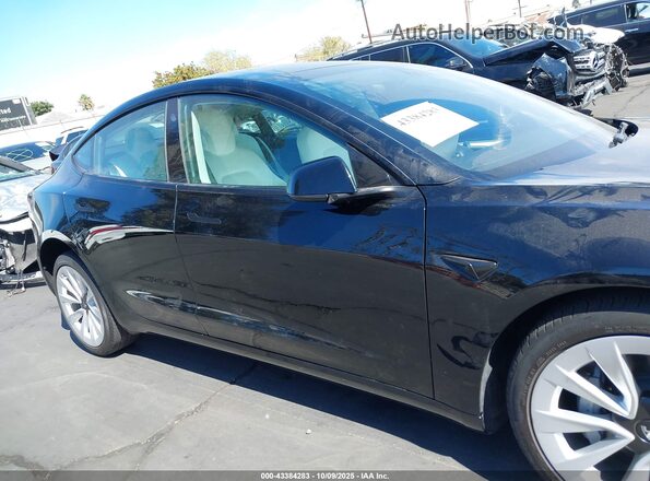 5YJ3E1EB4NF137966 2022 TESLA MODEL 3 Black Widok wnętrza z tyłu