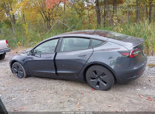 5YJ3E1EB4NF260019 2022 TESLA MODEL 3 Gray Widok wnętrza 360 stopni