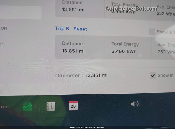 5YJ3E1EB5RF795124 2024 TESLA MODEL 3 Серый Панорамный вид салона 360°