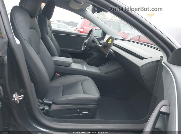 5YJ3E1EB5RF795124 2024 TESLA MODEL 3 Серый Вид салона спереди