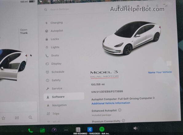 5YJ3E1EB9JF073899 2018 TESLA MODEL 3 White Rear seats view